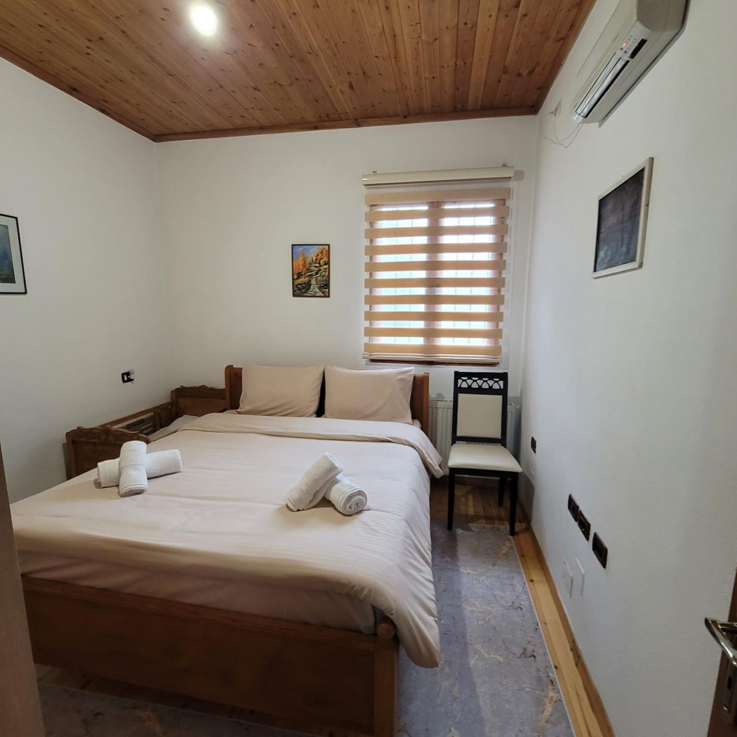 Jona Guest House Gjirokastër Exterior foto